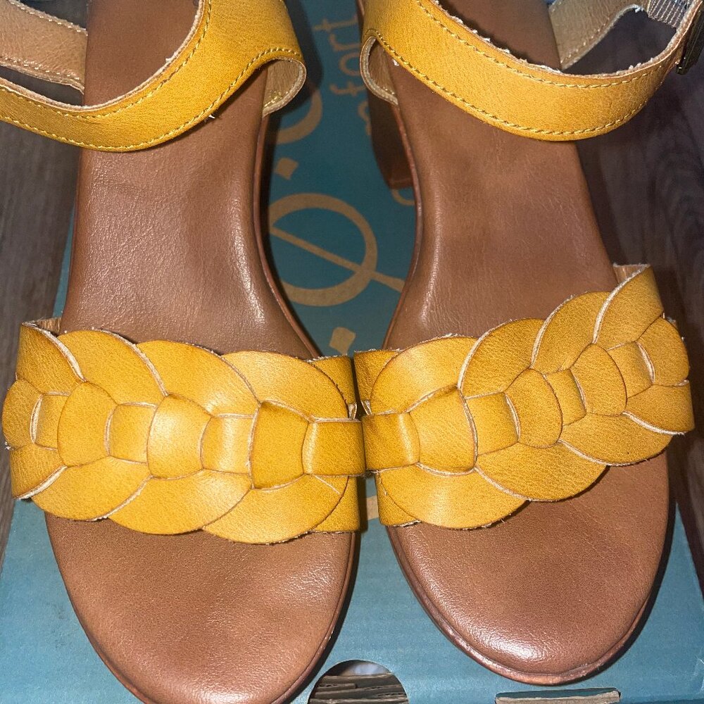 b.o.c. Platform Chunky Heeled Sandal - Picture 4 of 9